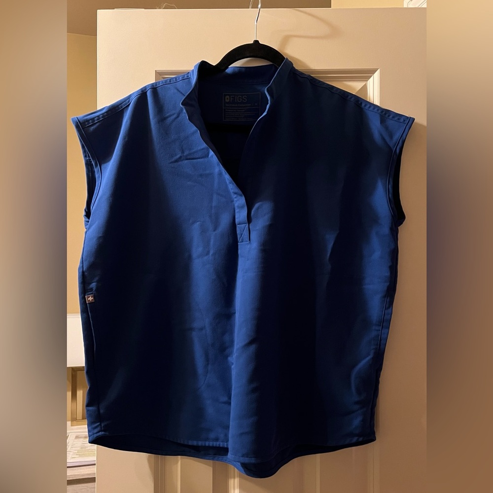 FIGS Rafaela Oversized Scrub Top